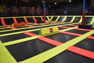 Oakville - Open Jump at AeroSports Oakville indoor trampoline park